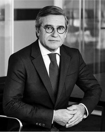 exec-b-manuelpuig.jpg