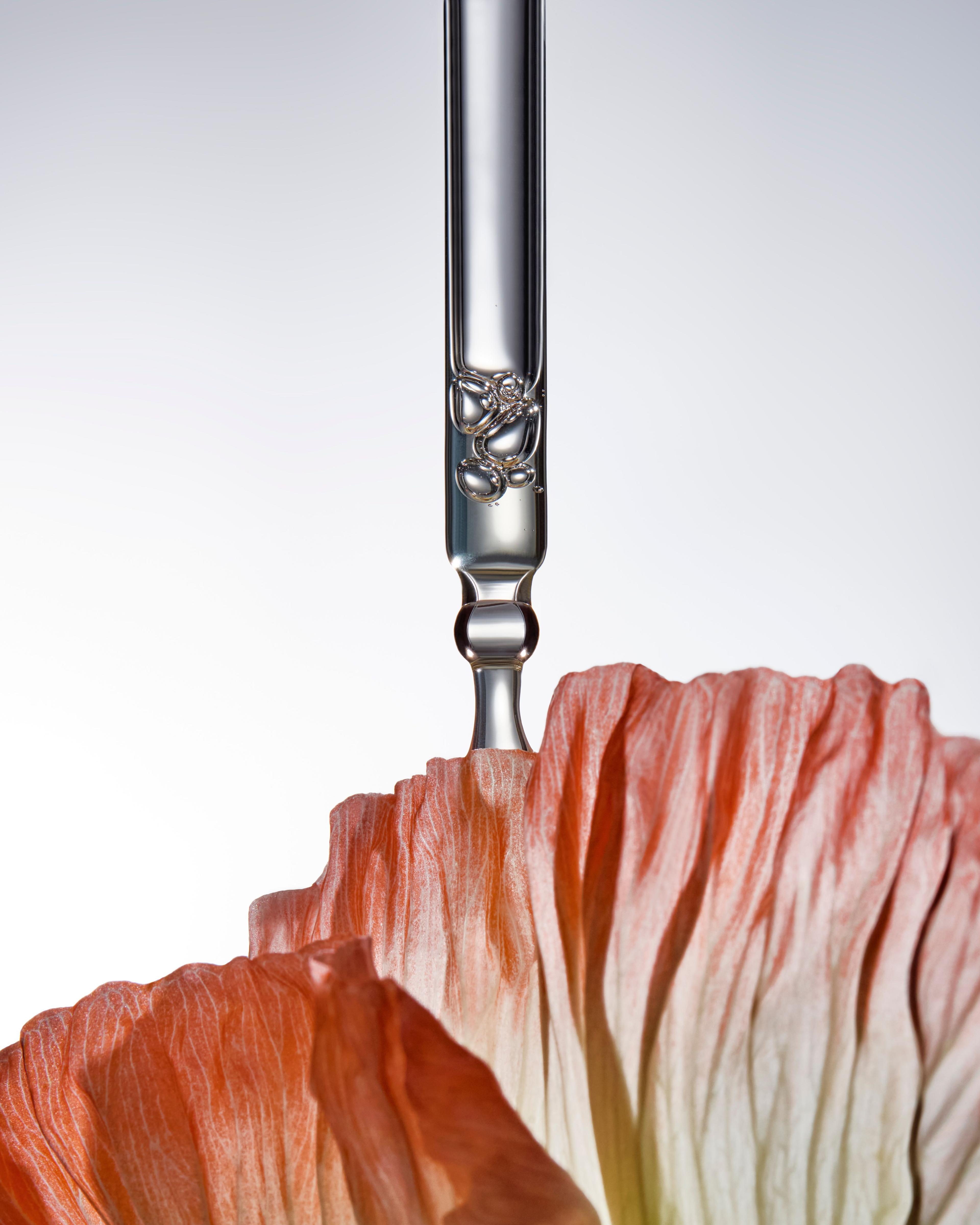 11_Drbarbarasturm_serum_credit_STEPHANIE_PENELOPE.jpg